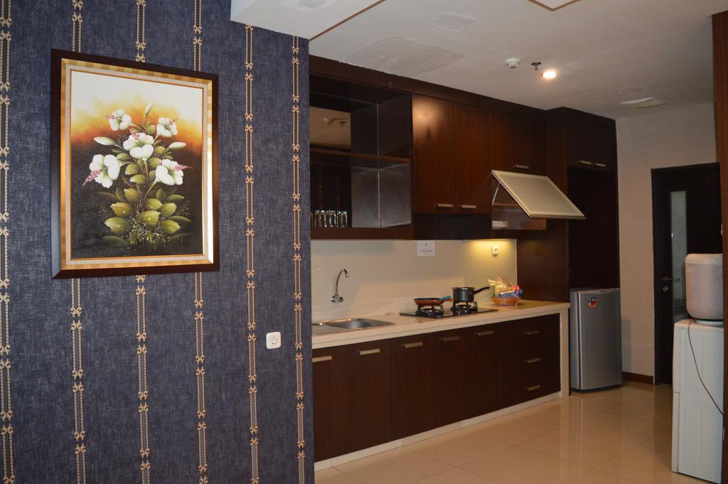 Royal Suite Condotel Medan Exterior foto